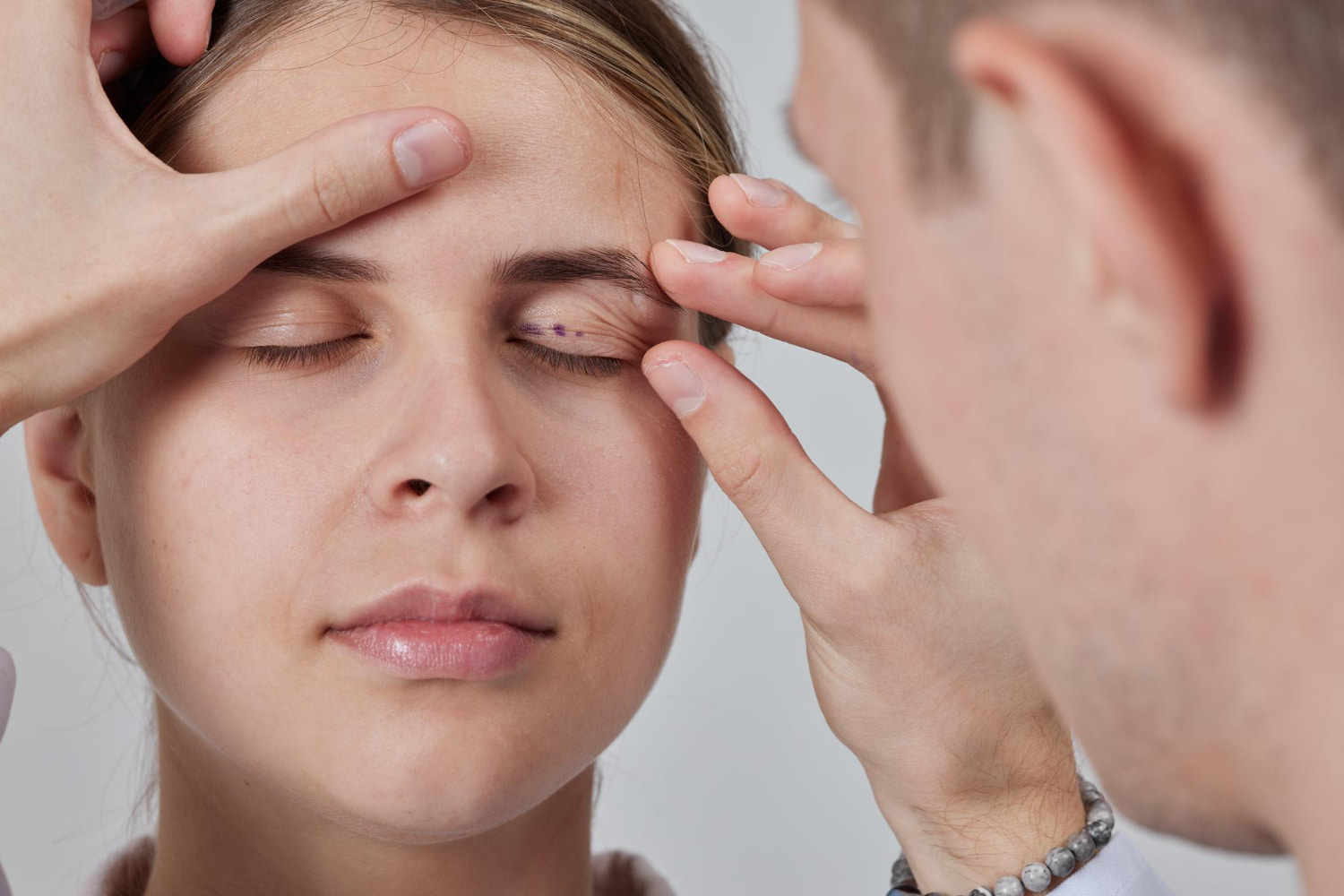 Patient with a drooping eyelid
